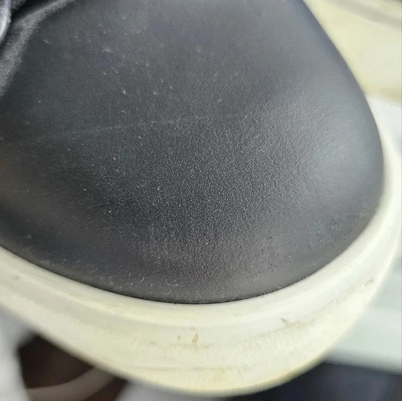 BALMAIN Authentic Black Geniune Leather Classic  Men's Shoes Sneakers  size 11 - Picture 3 of 9